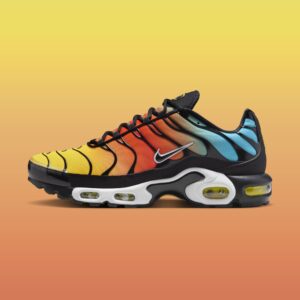 BUTY SPORTOWE NIKE AIR MAX PLUS TUNED TN HV2526 001
